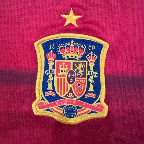 Spain RFEF Red Soccer Jersey Men’s 2XL Licensed Futbol Shirt EUC - Picture 1 of 9